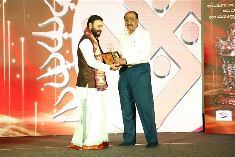 Pandit DS Acharya Sidhanti - Best Astrologer in Bangalore